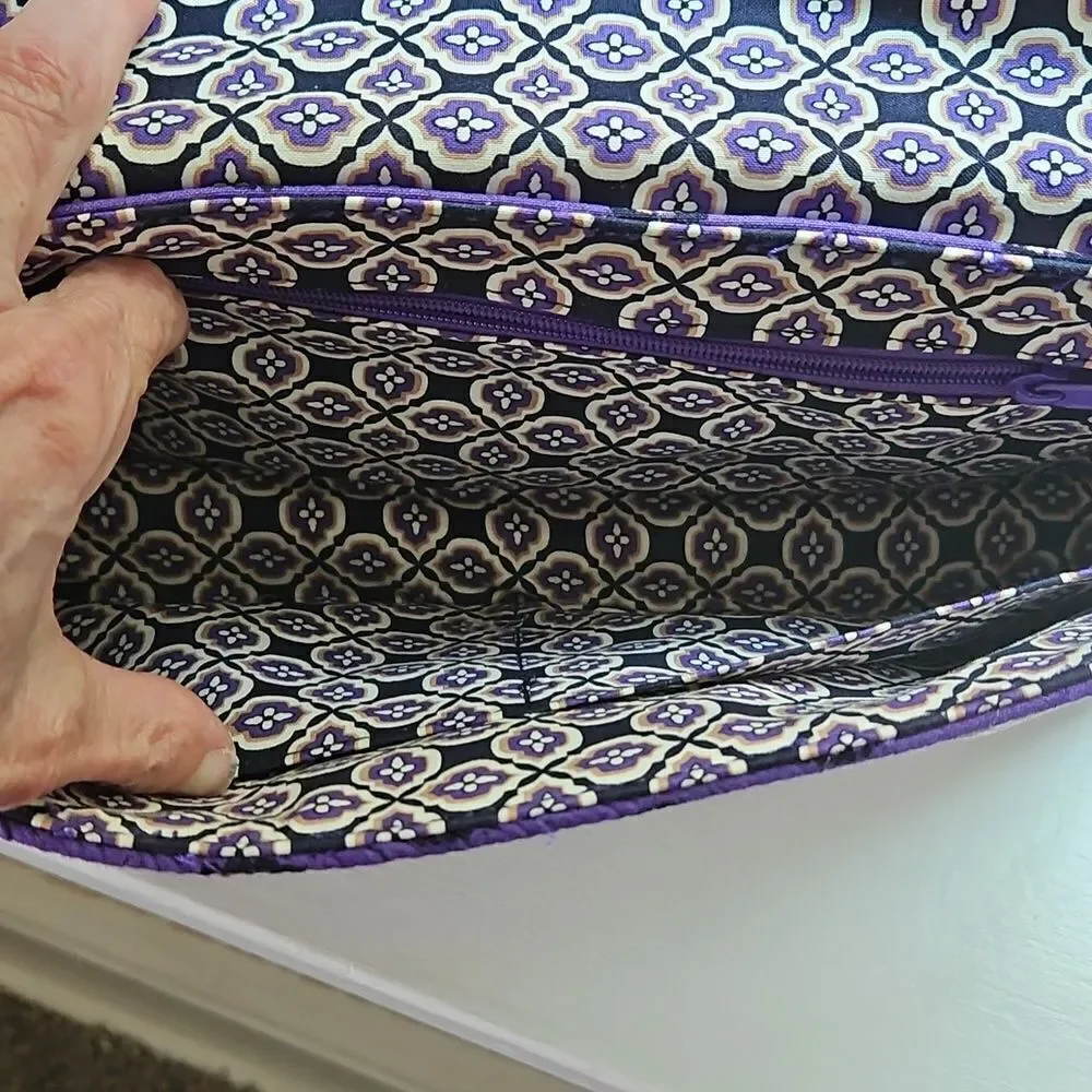 NWT Vera Bradley Paisley Quilted Shoulder Bag.